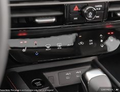 2025 Nissan Kicks SR PREMIUM SPRT WHL PKG