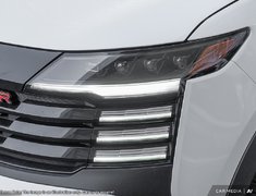 2025 Nissan Kicks SR PREMIUM SPRT WHL PKG