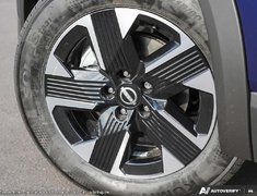 2025 Nissan Kicks SV PREMIUM