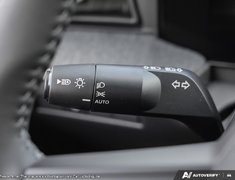 2025 Nissan Kicks SV PREMIUM