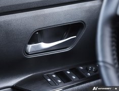 2025 Nissan Kicks SV PREMIUM