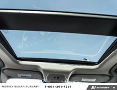 2025 Nissan Kicks SR AWD // ULTRA LOW KMS