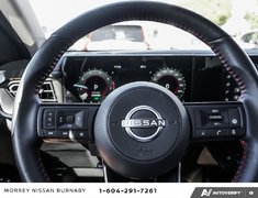 2025 Nissan Kicks SR AWD // ULTRA LOW KMS