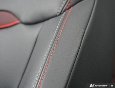 2025 Nissan Kicks SR AWD // 2.99% FINANCING