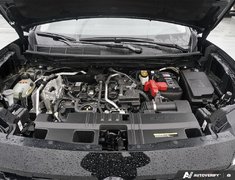 2025 Nissan Kicks SR AWD // 2.99% FINANCING