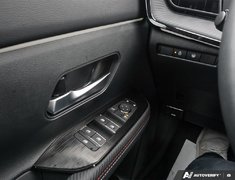 2025 Nissan Kicks SR AWD // 2.99% FINANCING