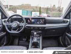 2025 Nissan Kicks SV AWD