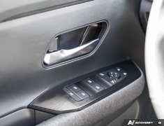 2025 Nissan Kicks SV AWD // 2.99% FINANCING!