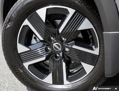 2025 Nissan Kicks SV AWD // 2.99% FINANCING!