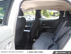 2025 Nissan Kicks SV AWD // 2.99% FINANCING!