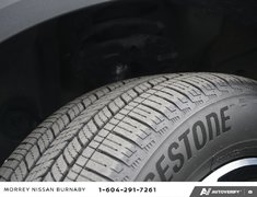 2025 Nissan Kicks SV AWD // 2.99% FINANCING!