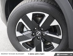 2025 Nissan Kicks SV AWD // 2.99% FINANCING!