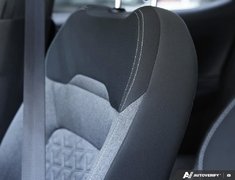 2025 Nissan Kicks SV AWD // 2.99% FINANCING!