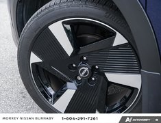 2025 Nissan Kicks SR AWD // 2.99% FINANCING