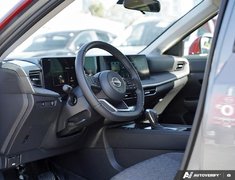 2025 Nissan Kicks SV CVT // 2.99% FINANCING