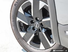 2025 Nissan Kicks SV AWD // 2.99% FINANCING!