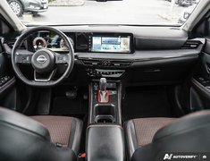 2025 Nissan Kicks SR AWD // LOW KMS