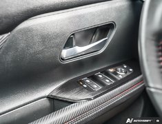 2025 Nissan Kicks SR AWD // LOW KMS