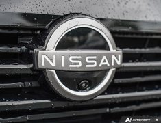 2025 Nissan Kicks SR AWD // LOW KMS