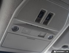 2025 Nissan Kicks SR AWD // LOW KMS