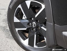 2025 Nissan Kicks SV PREMIUM