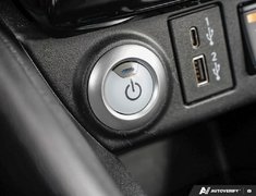 2022 Nissan LEAF SV // 2.99% FINANCE RATE