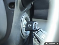 2015 Nissan NV200 SV // NAVIGATION