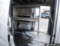2015 Nissan NV200 SV // NAVIGATION