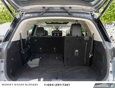 2023 Nissan Pathfinder SL AWD + LEATHER SUNROOF