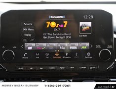 2024 Nissan Pathfinder SL AWD + LEATHER NAVIGATION