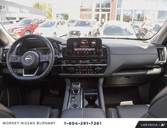 2024 Nissan Pathfinder SL AWD + LEATHER NAVIGATION