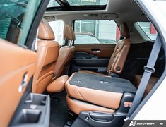 2024 Nissan Pathfinder PLATINUM // 2.99% FINANCING