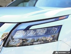 2024 Nissan Pathfinder SV 4X4 // 2.99% FINANCING