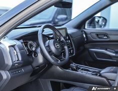 2024 Nissan Pathfinder ROCK CREEK // LOW KMS