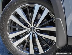 2024 Nissan Pathfinder PLATINUM // 2.99% FINANCING