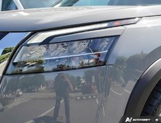 2024 Nissan Pathfinder PLATINUM // 2.99% FINANCING