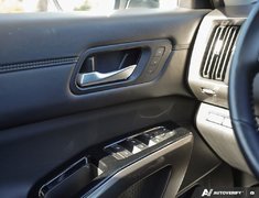 2024 Nissan Pathfinder PLATINUM // 2.99% FINANCING