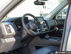 2024 Nissan Pathfinder PLATINUM // 2.99% FINANCING