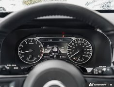 2024 Nissan Pathfinder SL // LEATHER // NAVIGATION