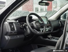 2024 Nissan Pathfinder SL // LEATHER // NAVIGATION