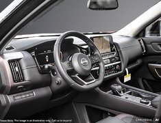 2025 Nissan Pathfinder PLATINUM CAPTAIN'S CHAIRS