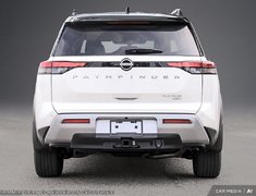 2025 Nissan Pathfinder PLATINUM CAPTAIN'S CHAIRS
