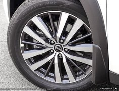 2025 Nissan Pathfinder PLATINUM CAPTAIN'S CHAIRS