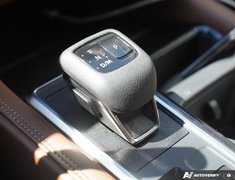 2025 Nissan Pathfinder PLATINUM // MANAGERS DEMO