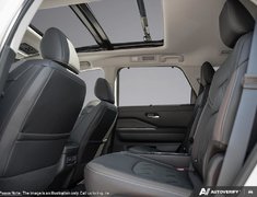 2026 Nissan Pathfinder Platinum Captains Chair