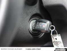 2021 Nissan Qashqai S AWD + ULTRA LOW KMS