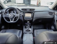 2019 Nissan Rogue SL // 2.99% FINANCING