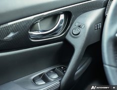 2019 Nissan Rogue SL // 2.99% FINANCING