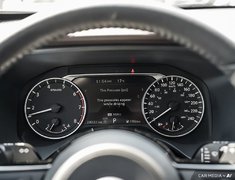 2022 Nissan Rogue SV AWD + ULTRA LOW KMS