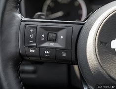 2022 Nissan Rogue SV AWD + ULTRA LOW KMS